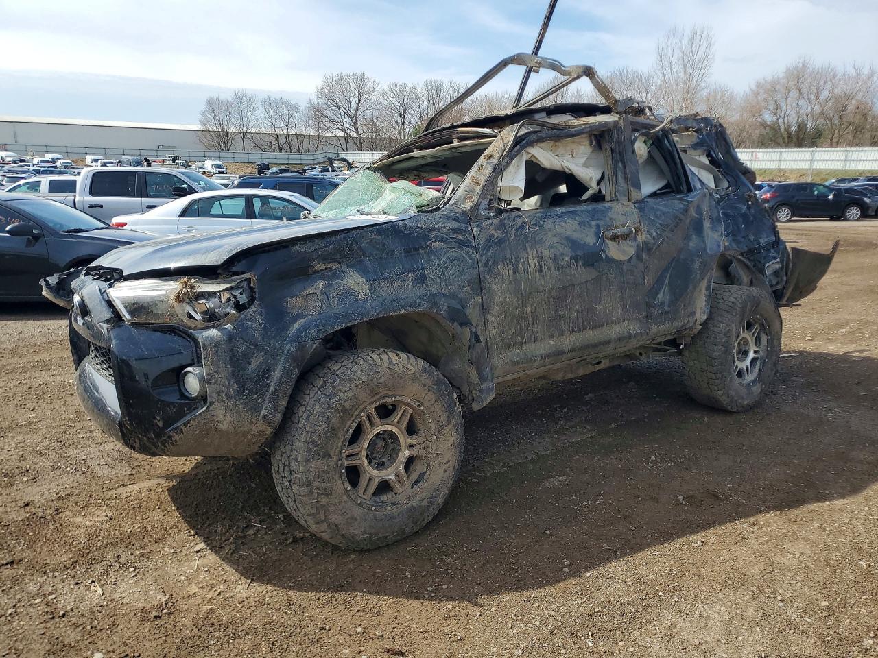 Salvage Toyota 4Runner Image