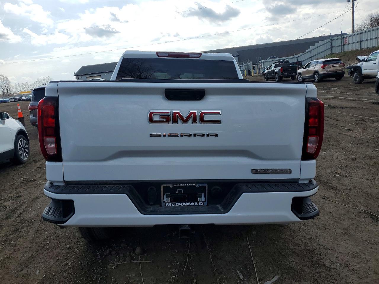 GMC Sierra K1500 Elevation-l