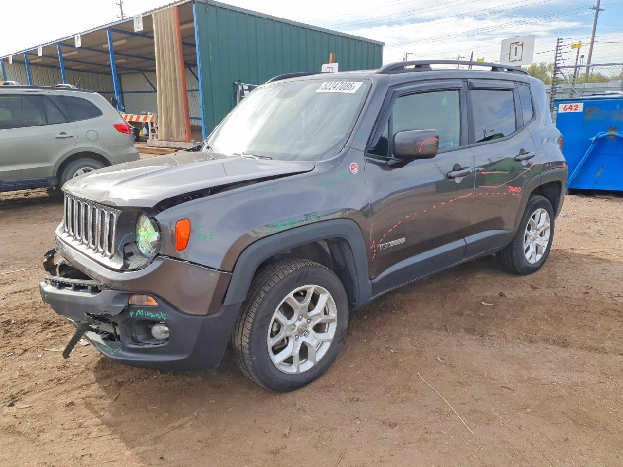Salvage Jeep Renegade Image