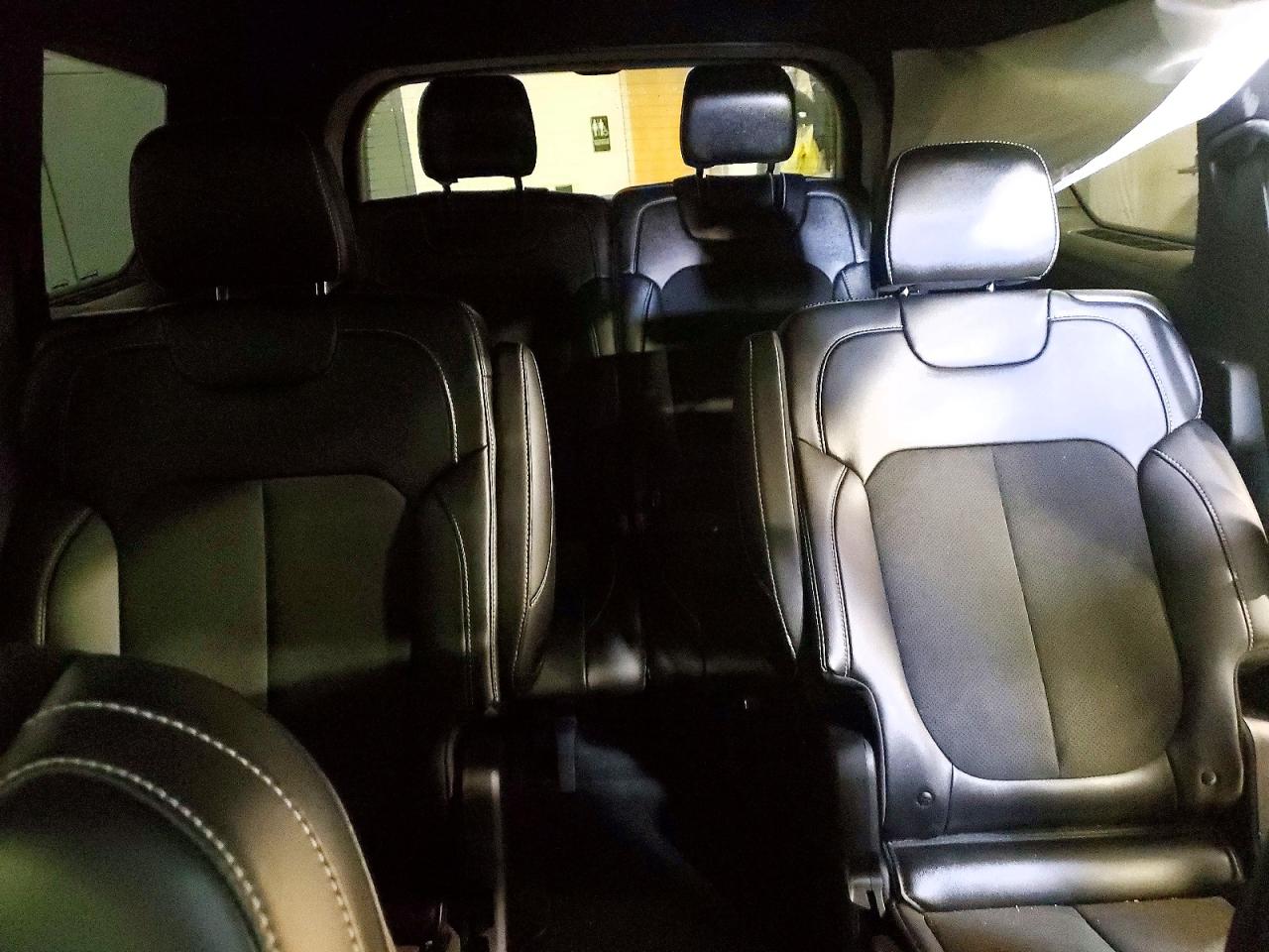 Jeep Cherokee L Laredo