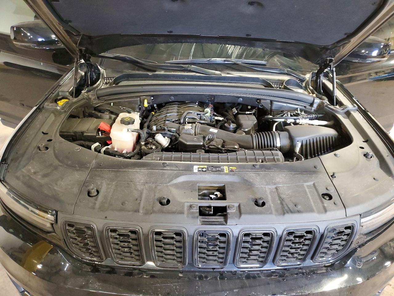 Jeep Cherokee L Laredo