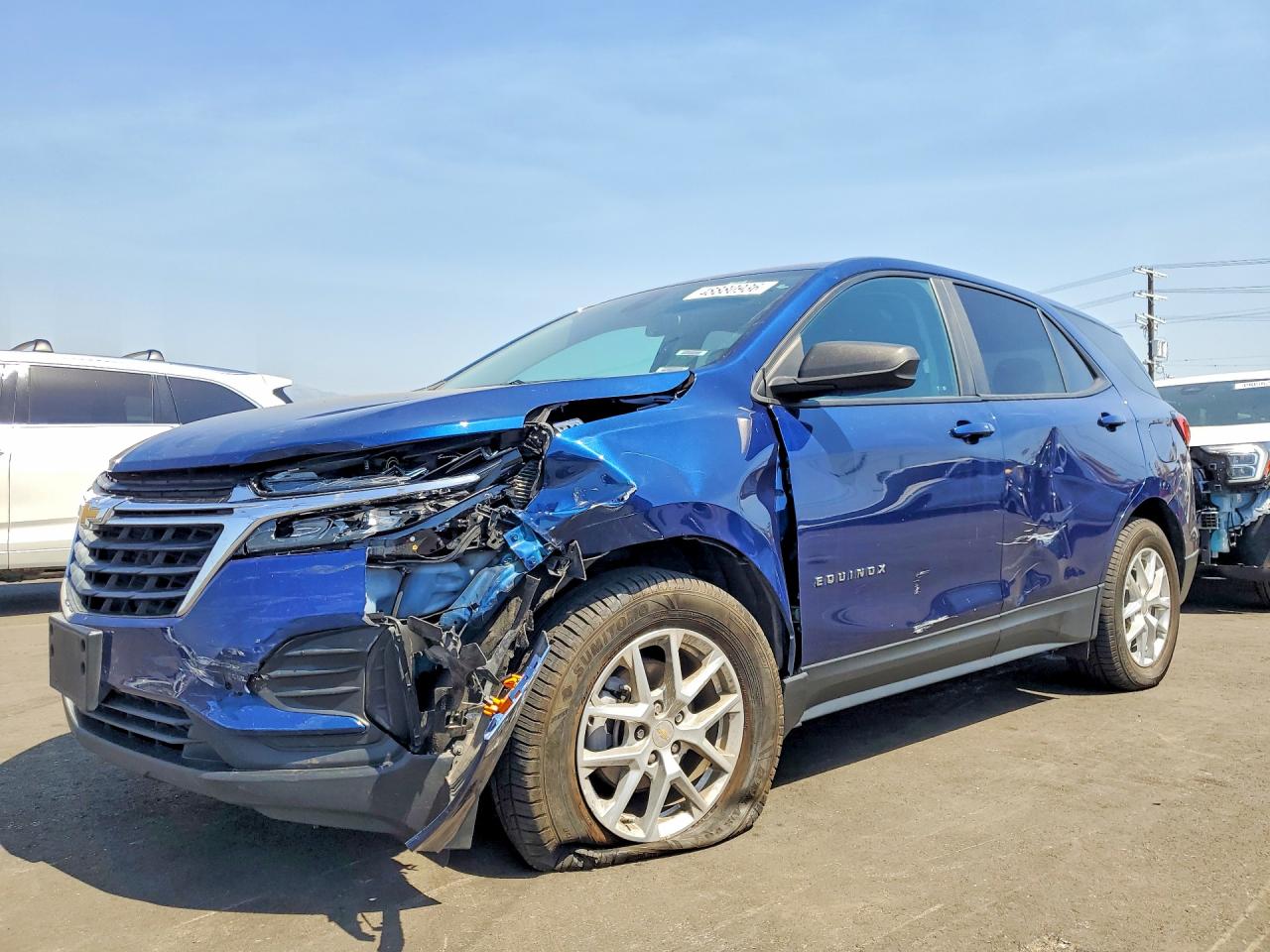 Salvage Chevrolet Equinox Image