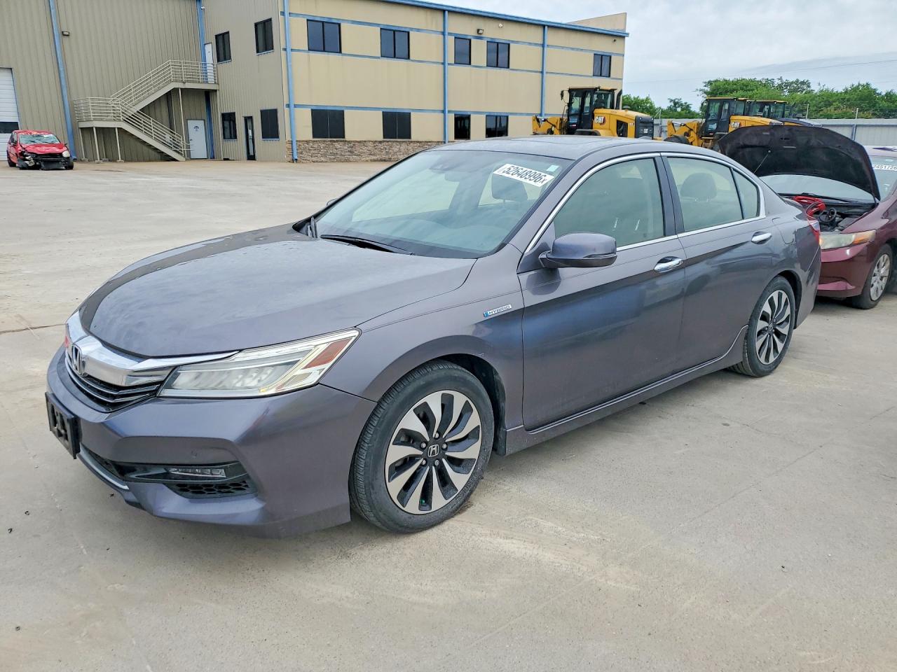 Salvage Honda Accord Image