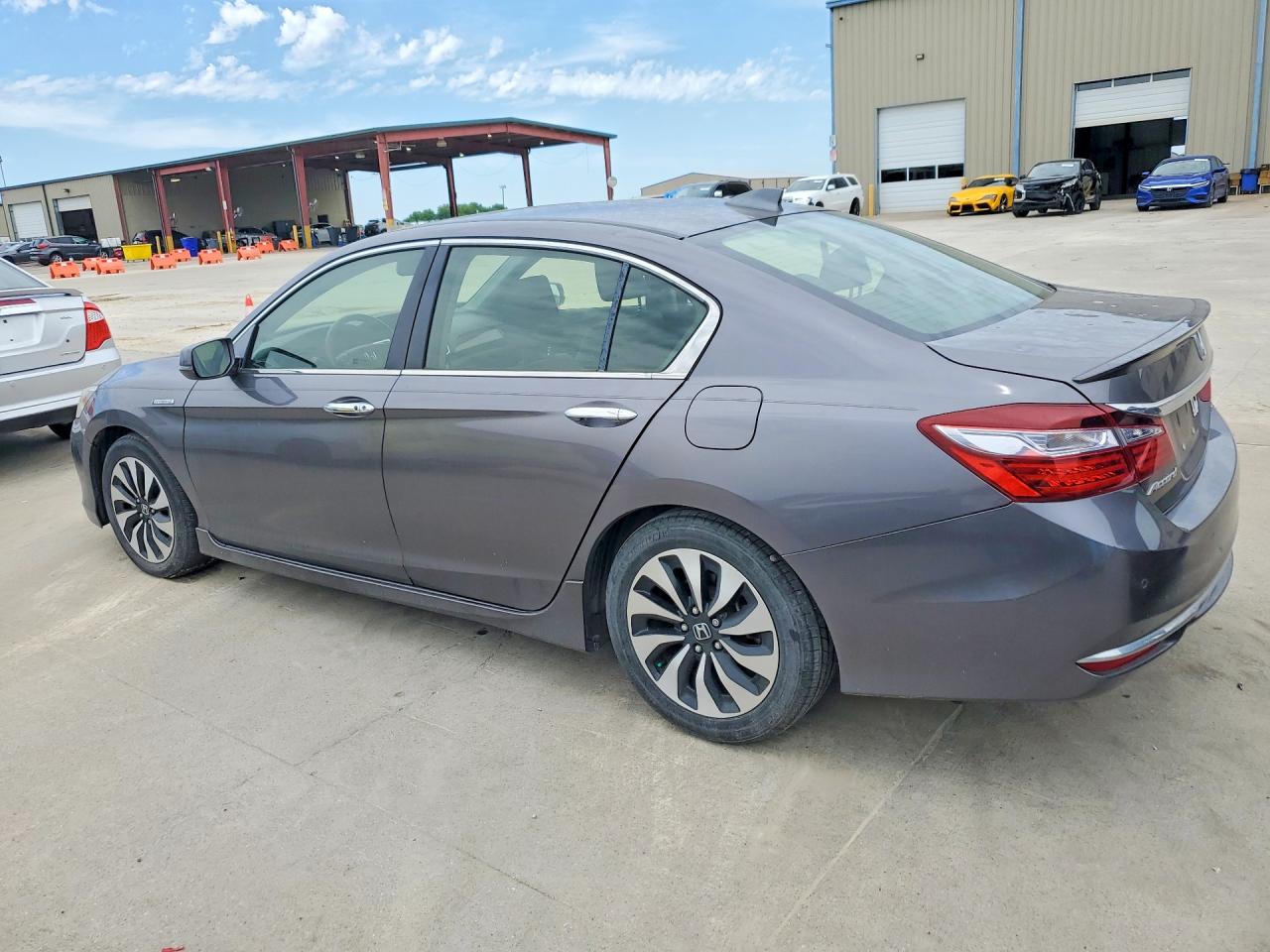 Honda Accord Touring Hybrid