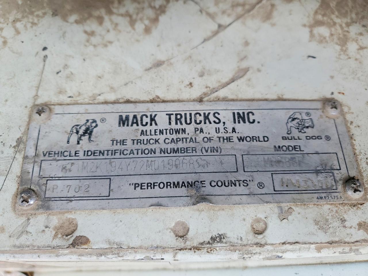 Mack Mr6405