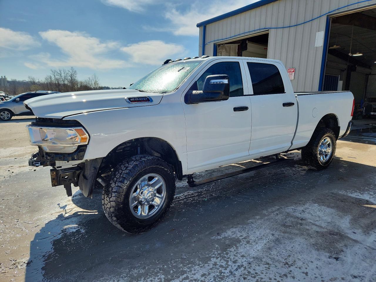 Salvage Ram 2500 Image