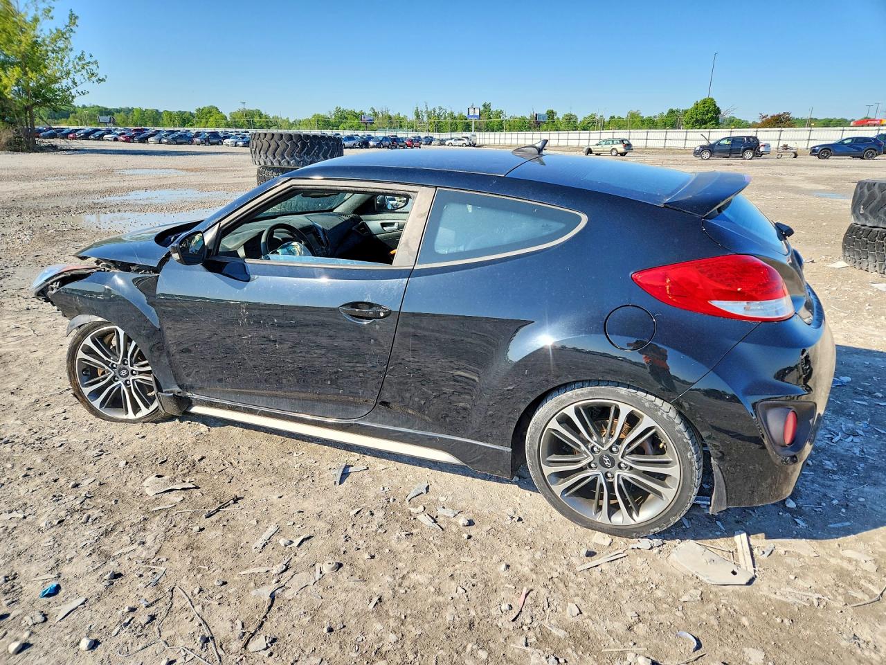 Hyundai VELOSTER Turbo