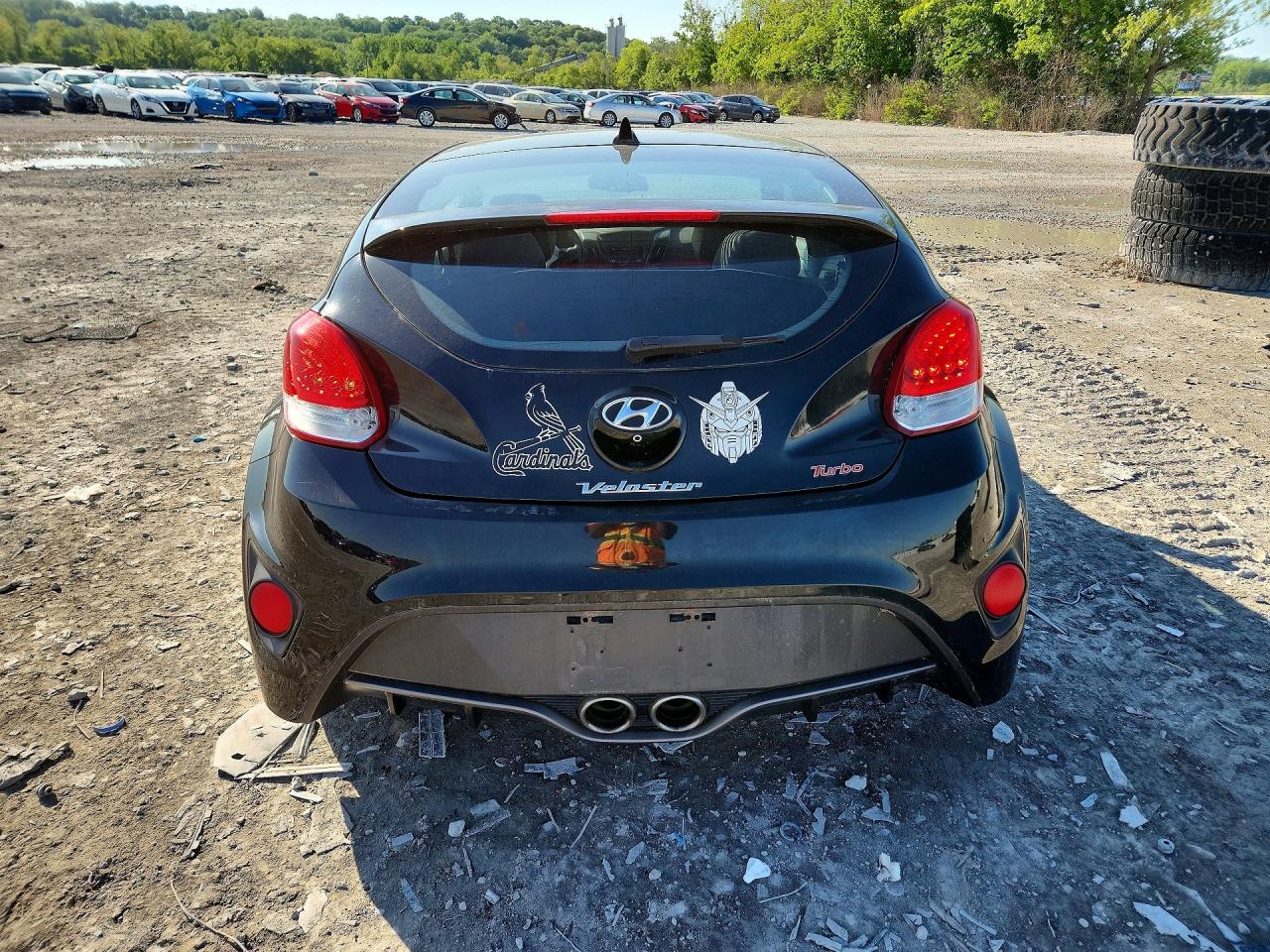Hyundai VELOSTER Turbo