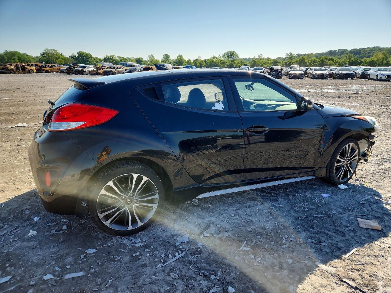 Hyundai VELOSTER Turbo