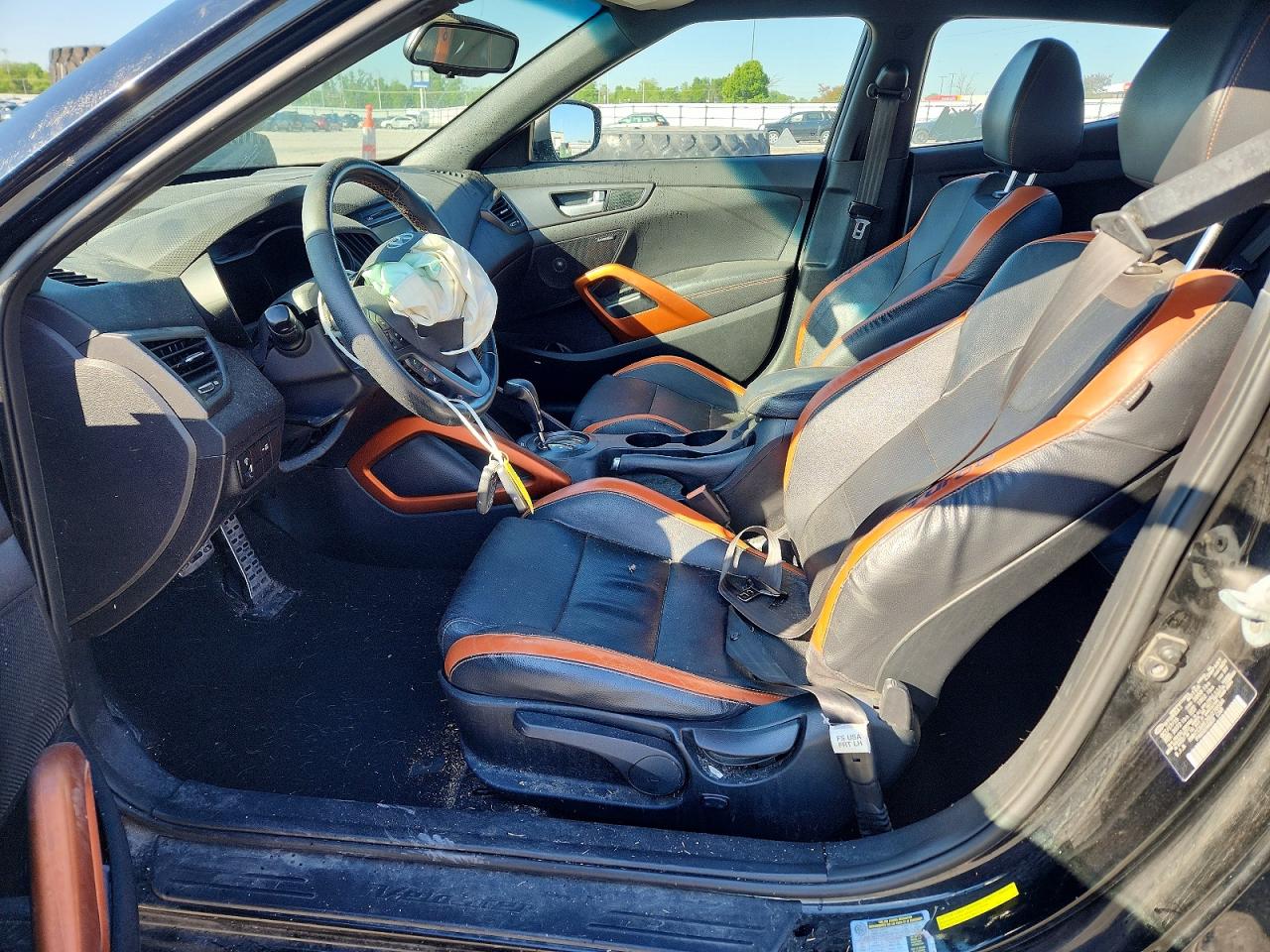 Hyundai VELOSTER Turbo