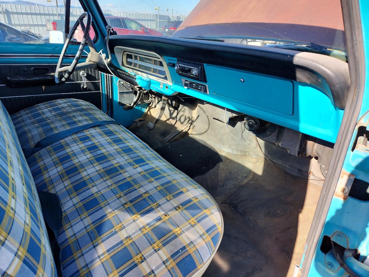 Ford F-100