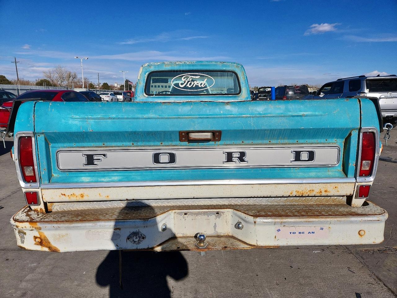 Ford F-100