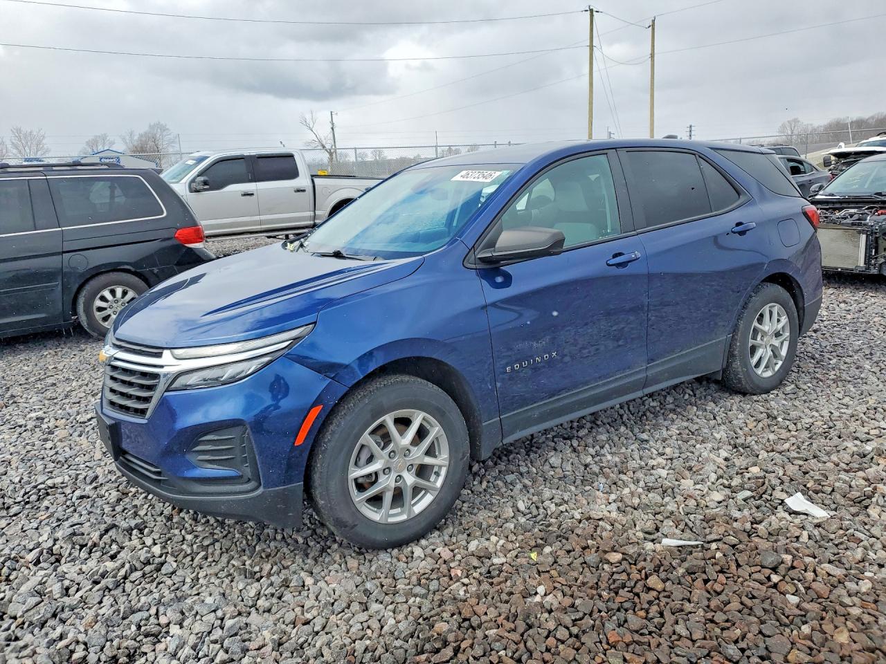 Salvage Chevrolet Equinox Image