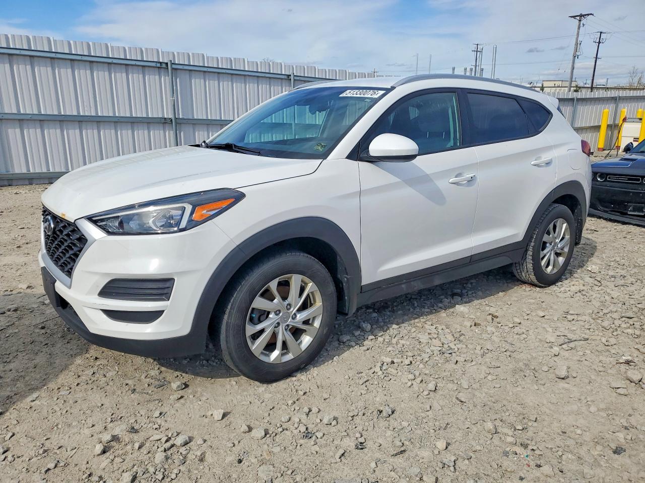 Salvage Hyundai TUCSON Image