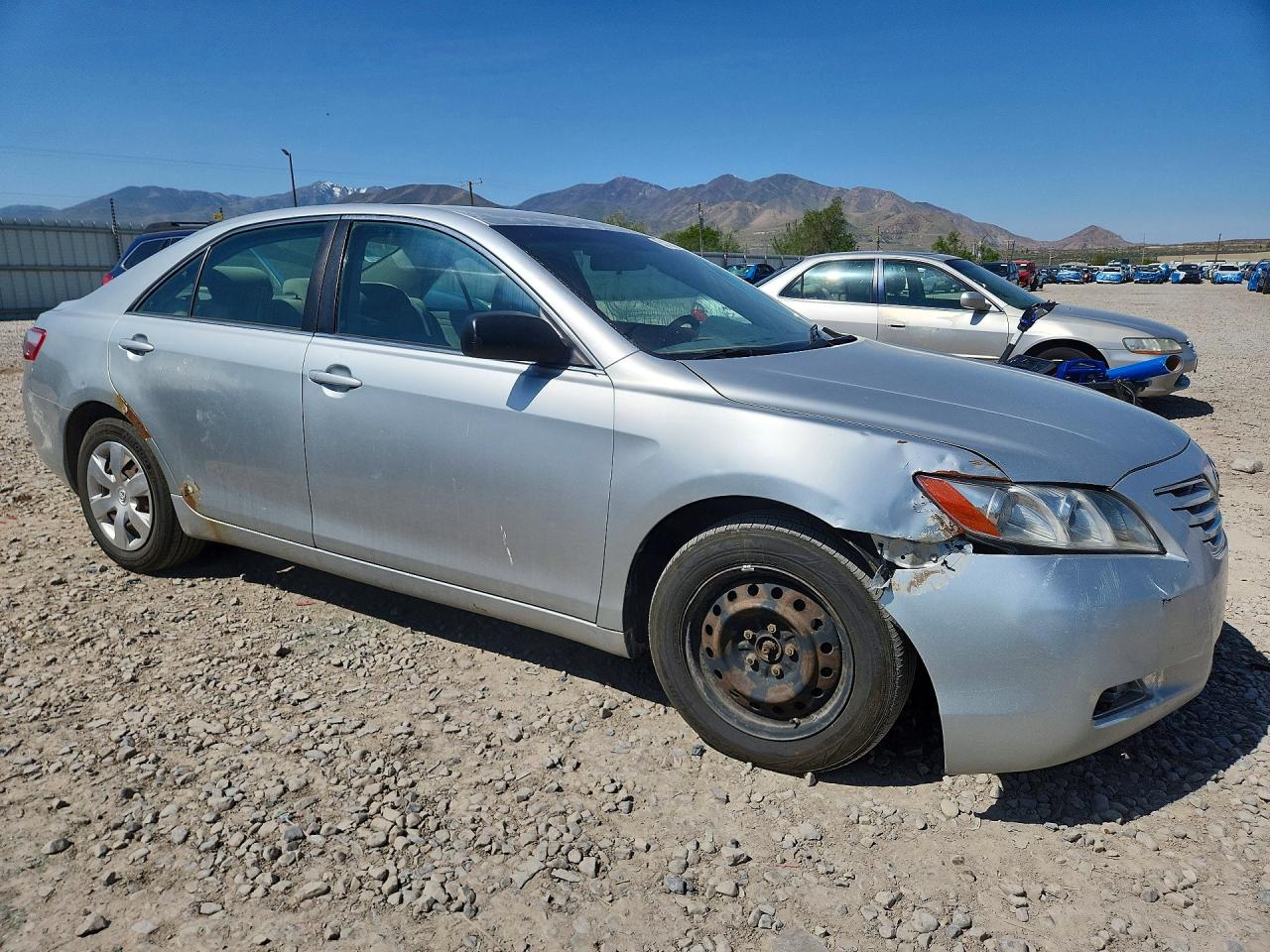Toyota Camry Le V6