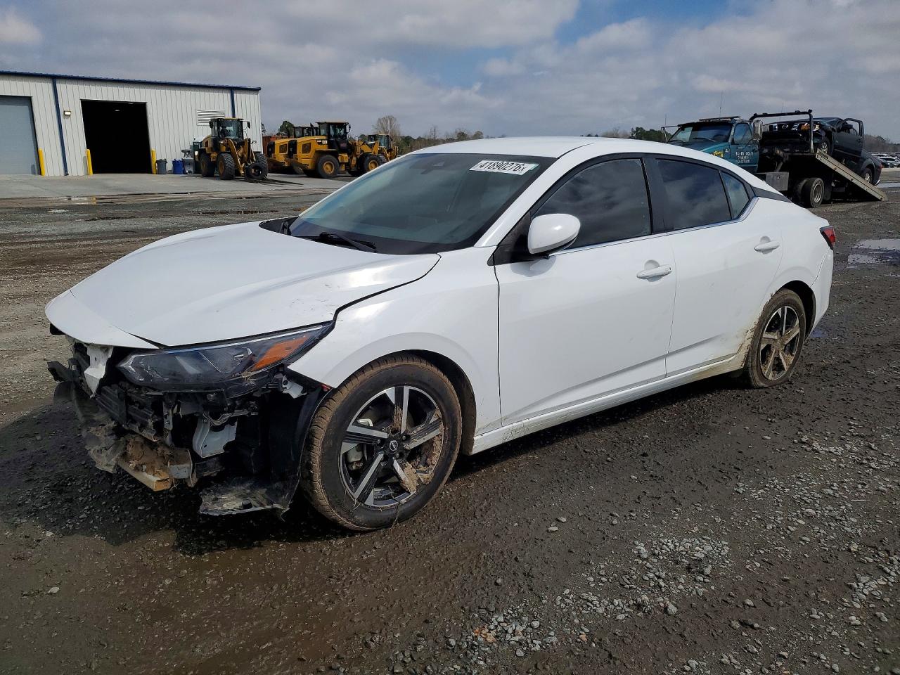 Salvage Nissan Sentra Image