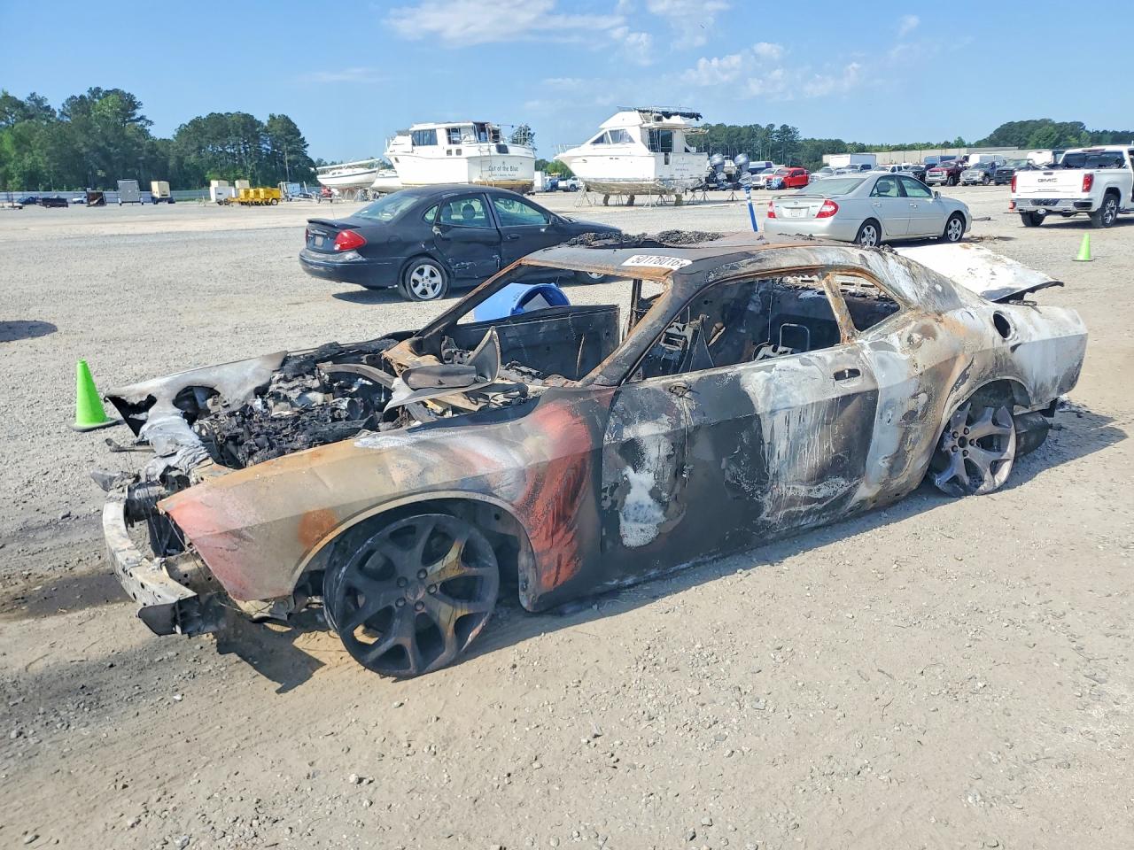 Salvage Dodge Challenger Image
