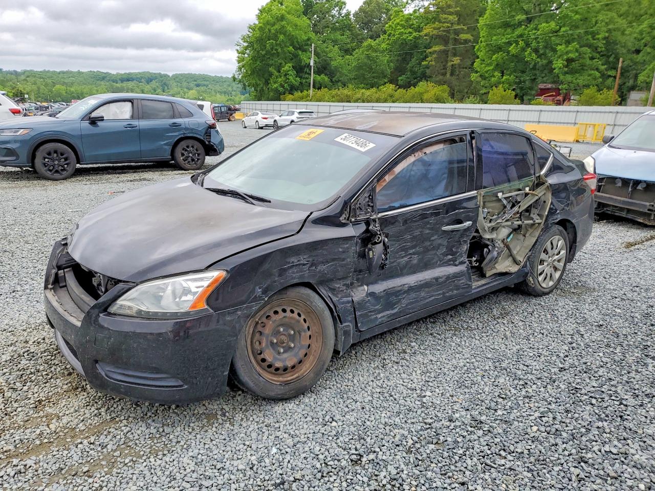 Salvage Nissan Sentra Image
