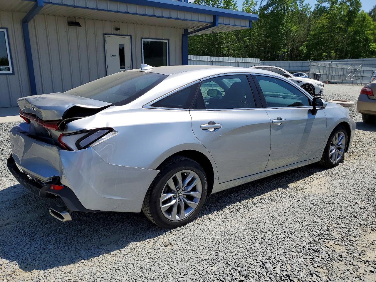Toyota Avalon Xle