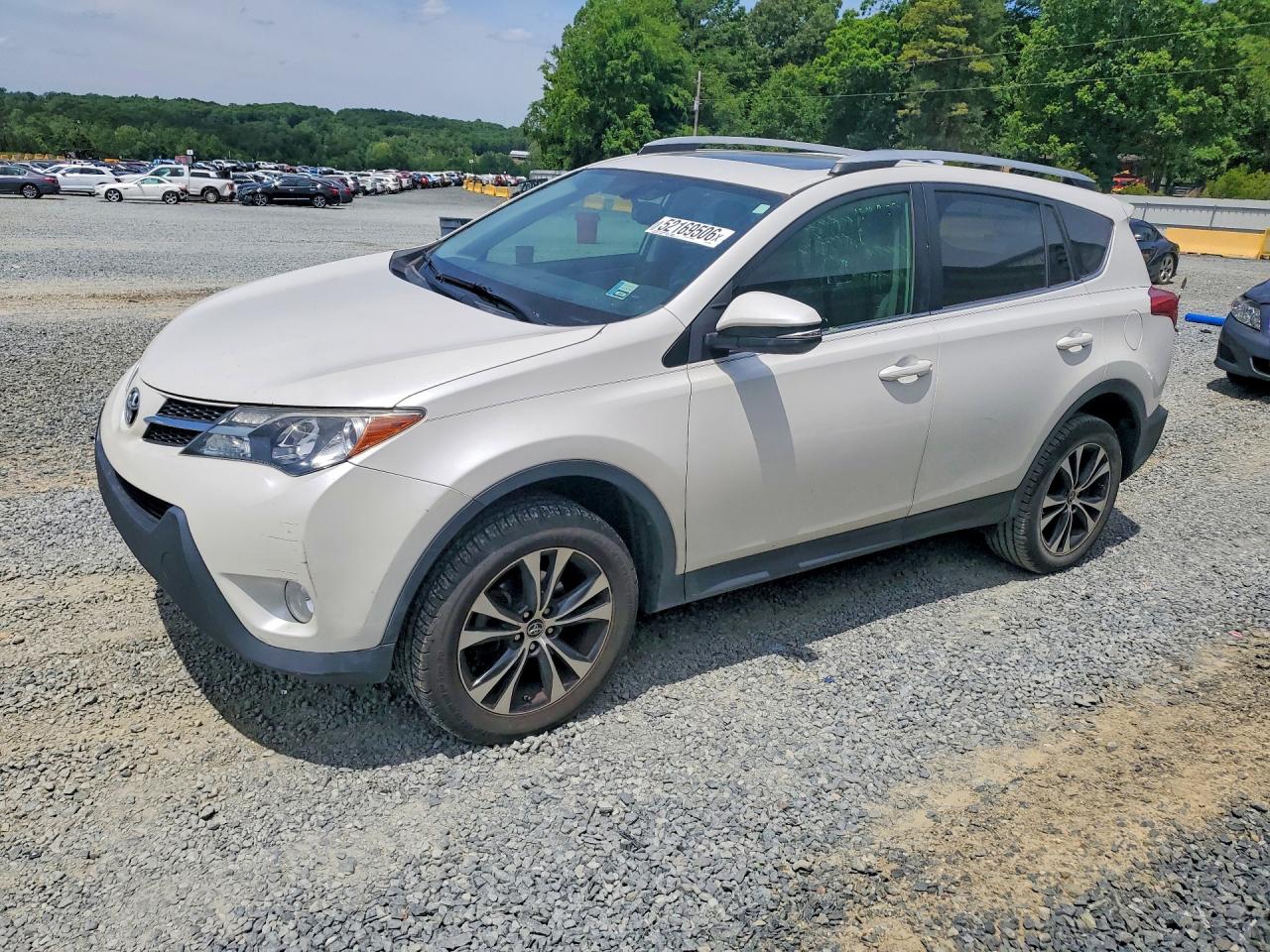 Salvage Toyota RAV4 Image