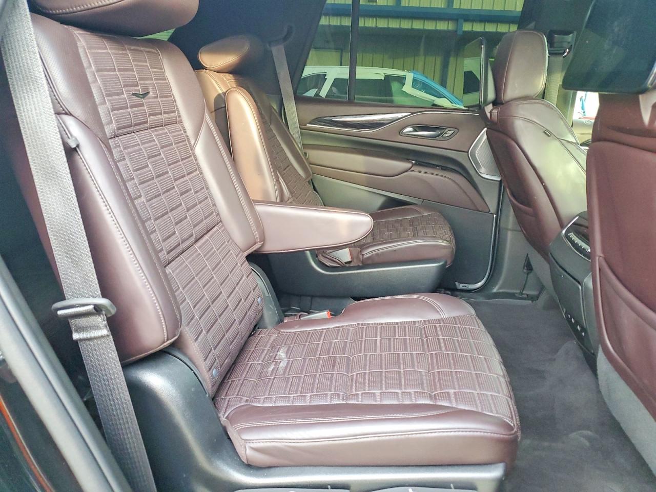 Cadillac Escalade Sport