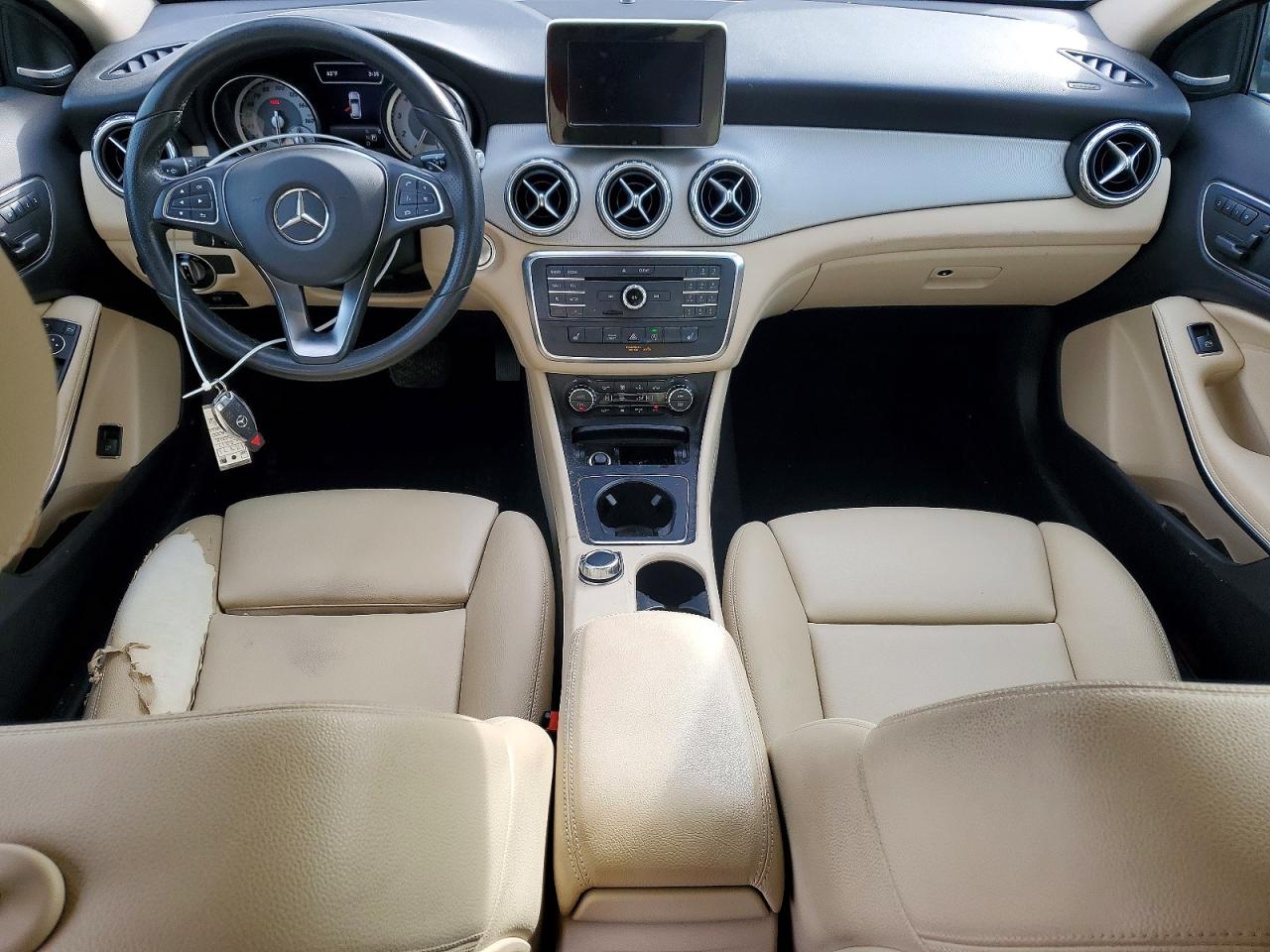 Mercedes-Benz GLA 250