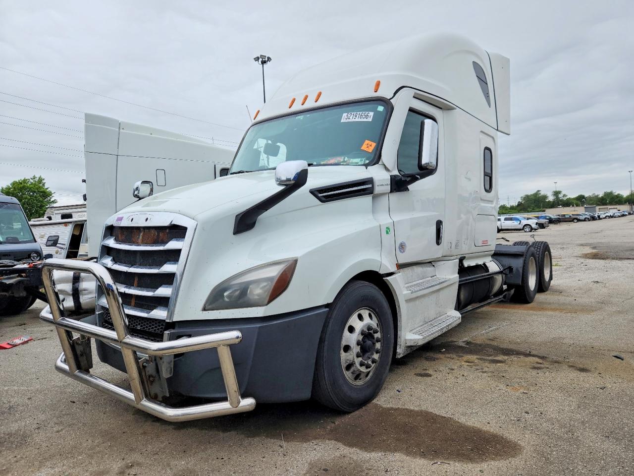 Freightliner Cascadia 126