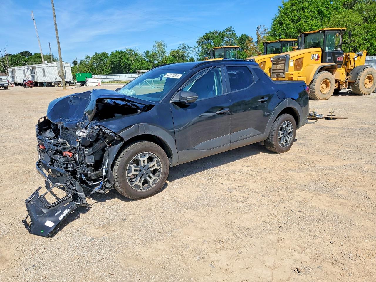 Salvage Hyundai SANTA CRUZ Image