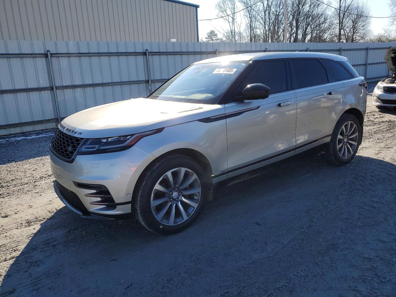 Salvage Land Rover Range Rover Image