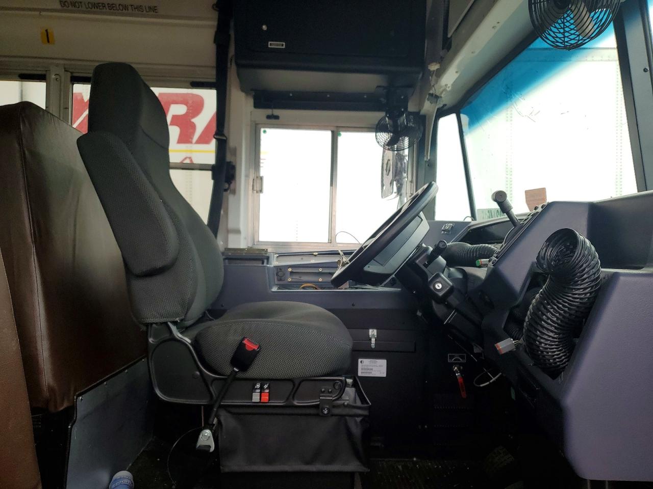 Blubird School Bus Transit Bus