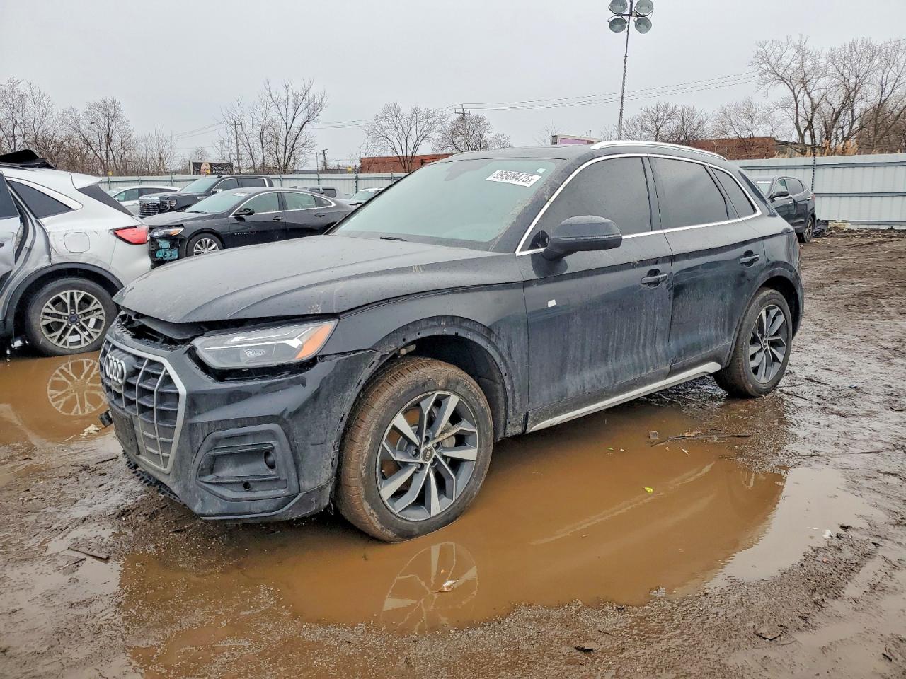 Salvage Audi Q5 Image