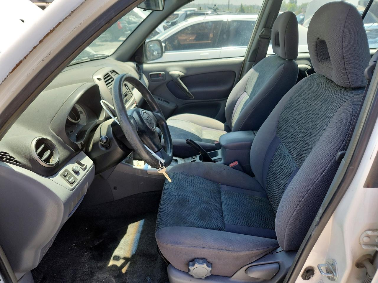 Toyota RAV4 Base