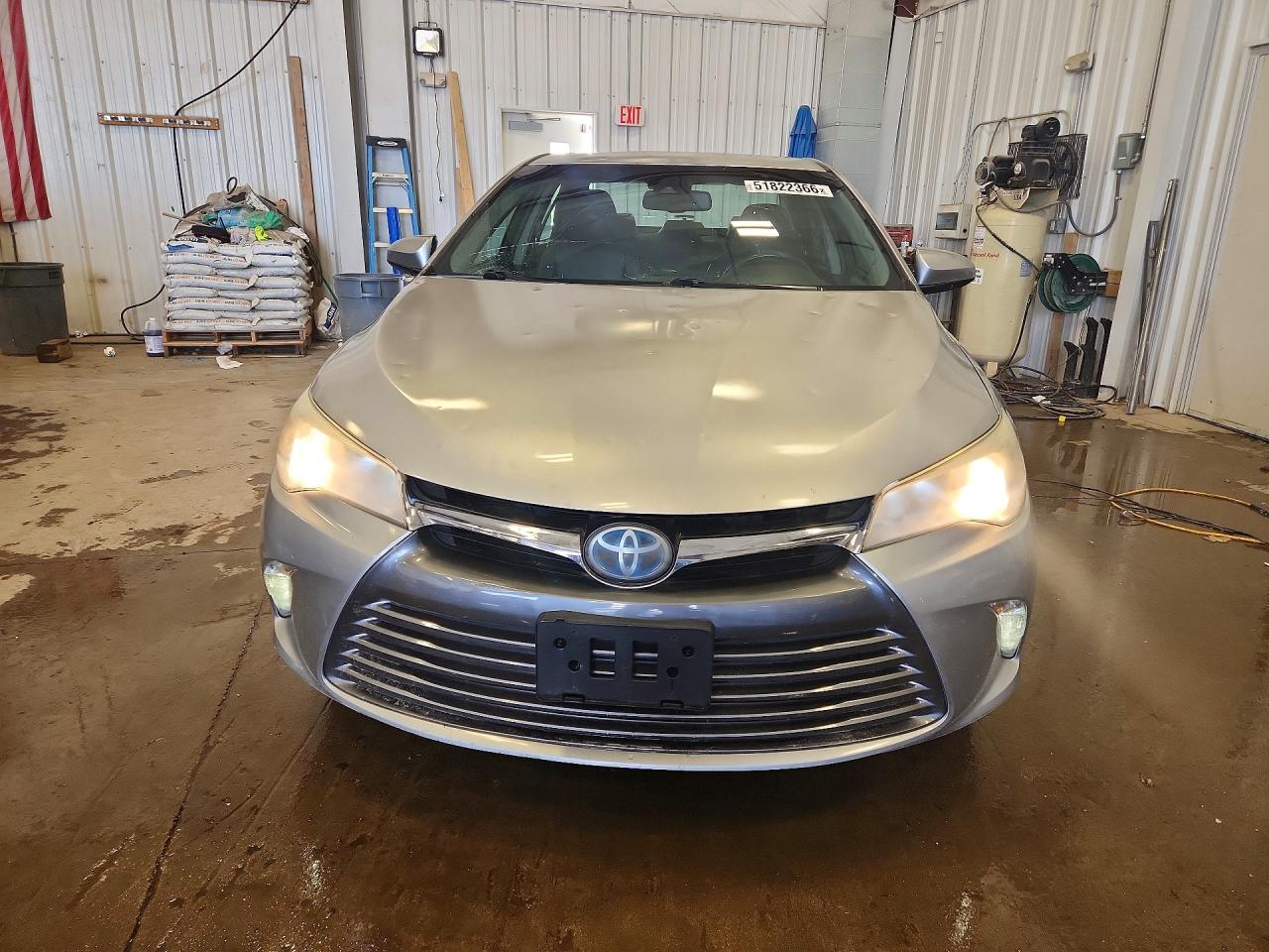 Toyota Camry Xle