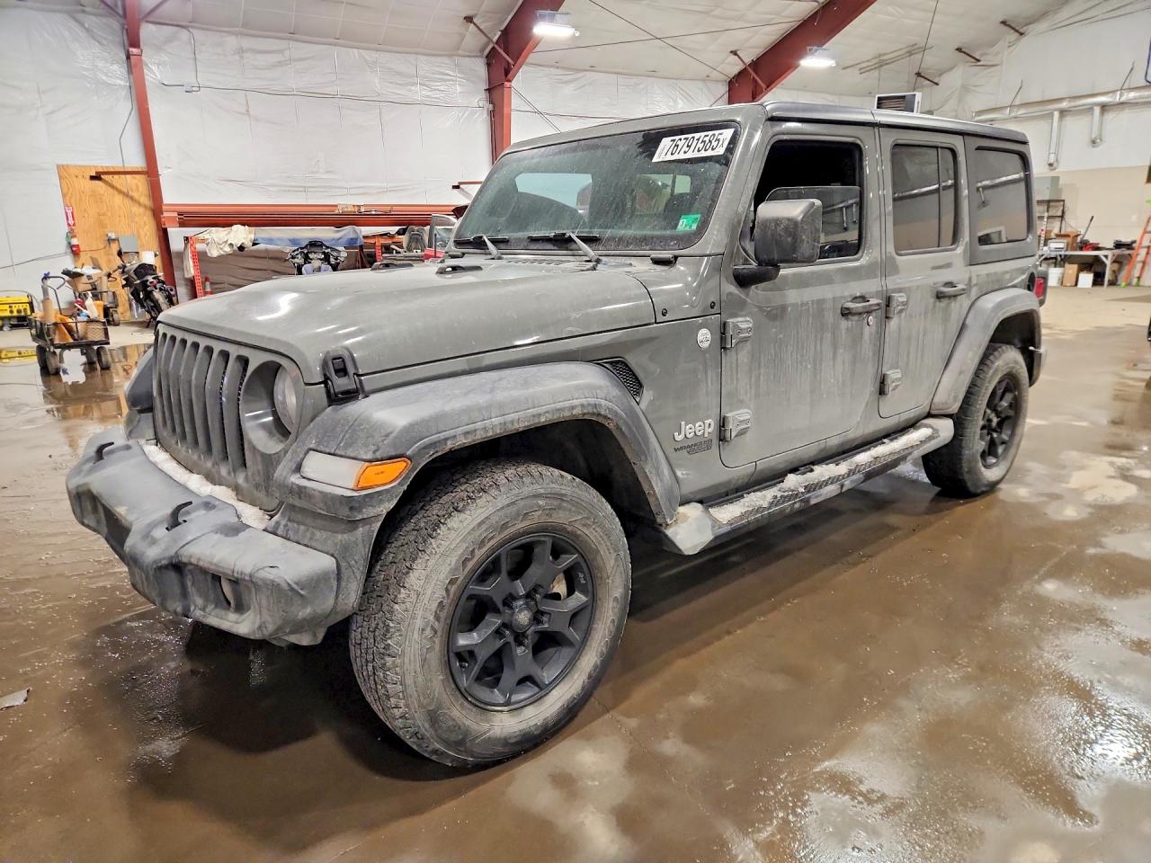 Salvage Jeep Wrangler Image