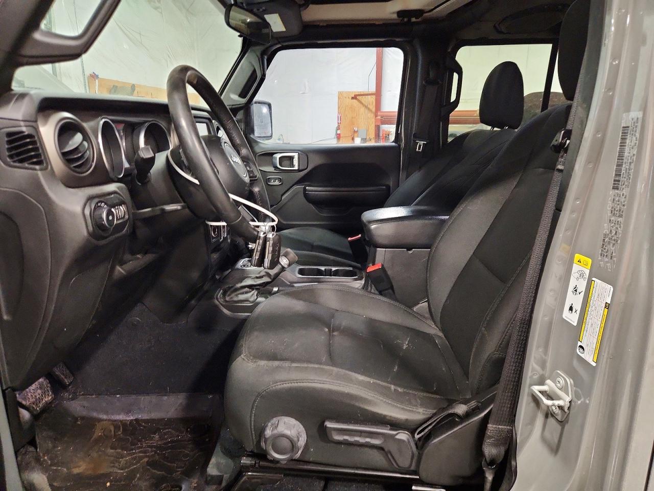 Jeep Wrangler Sport