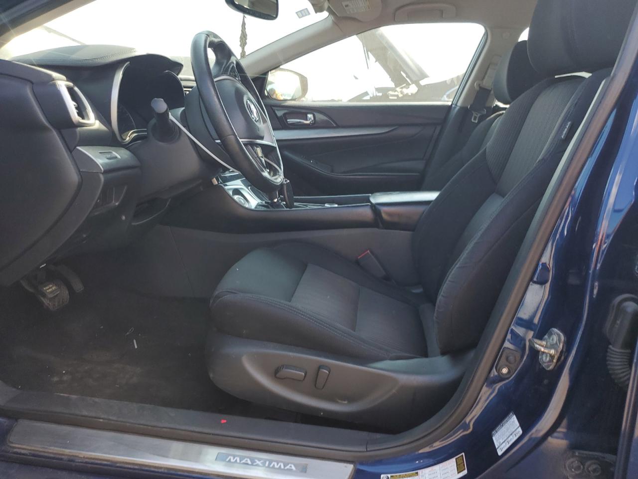 Nissan Maxima 3.5s