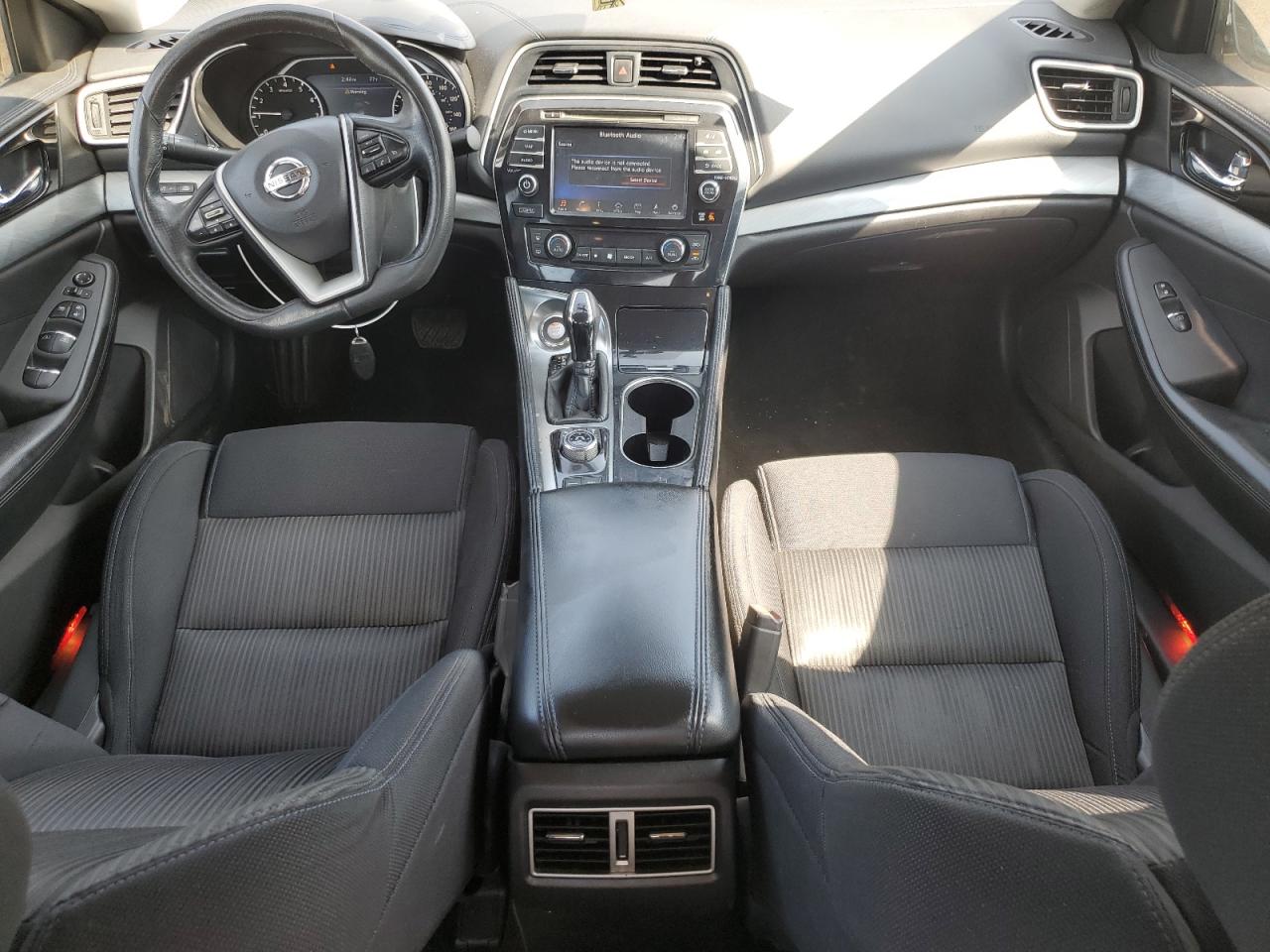 Nissan Maxima 3.5s