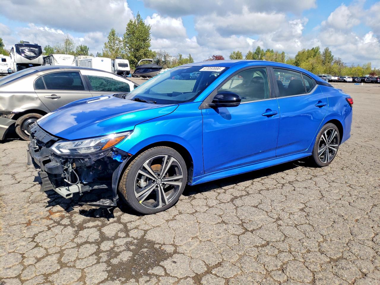 Salvage Nissan Sentra Image