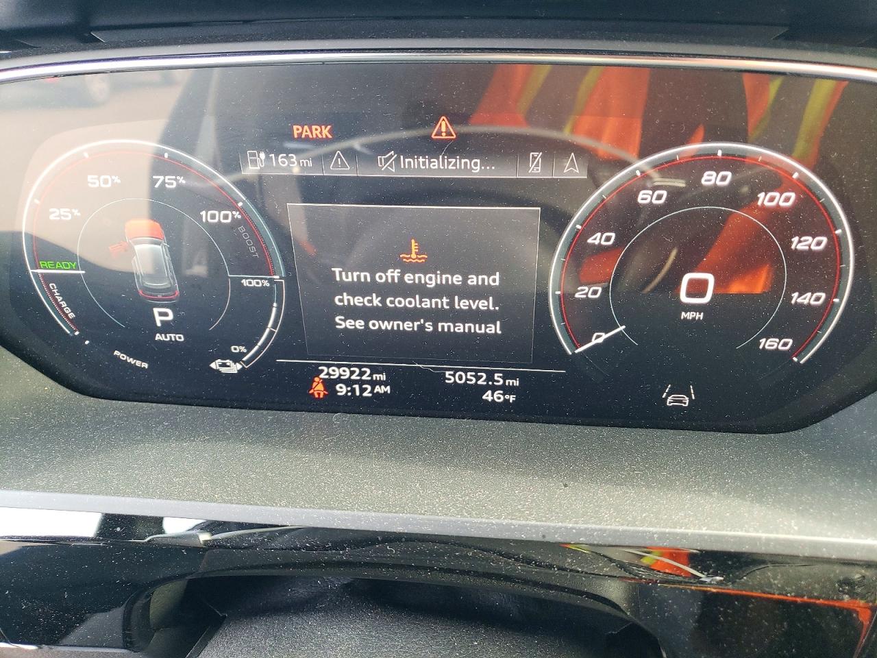 Audi e-tron Premium Plus