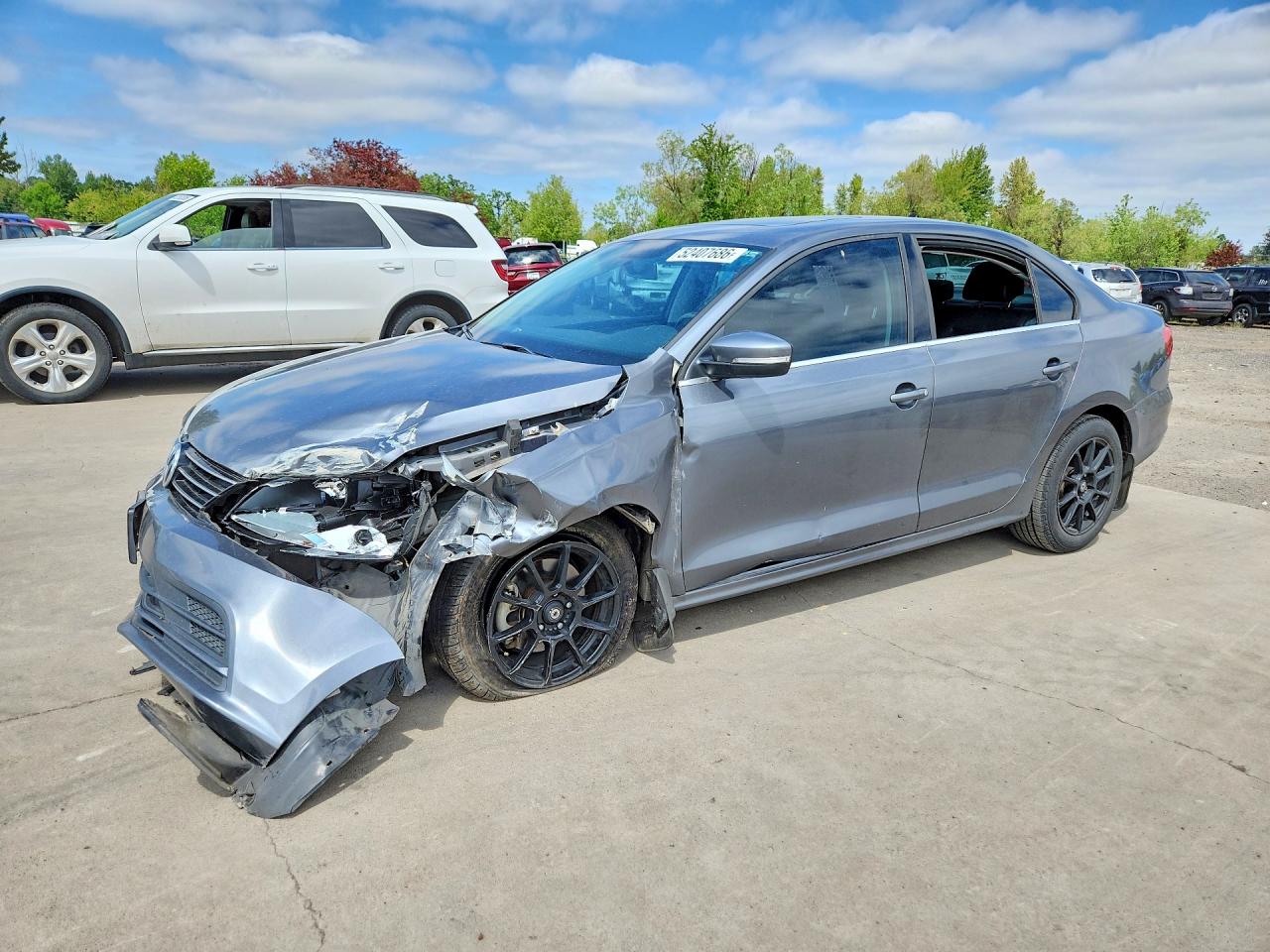 Salvage Volkswagen Jetta Image