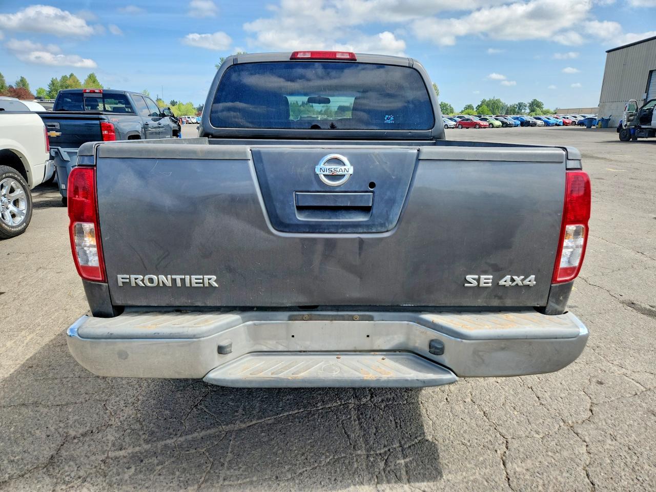 Nissan Frontier Se V6