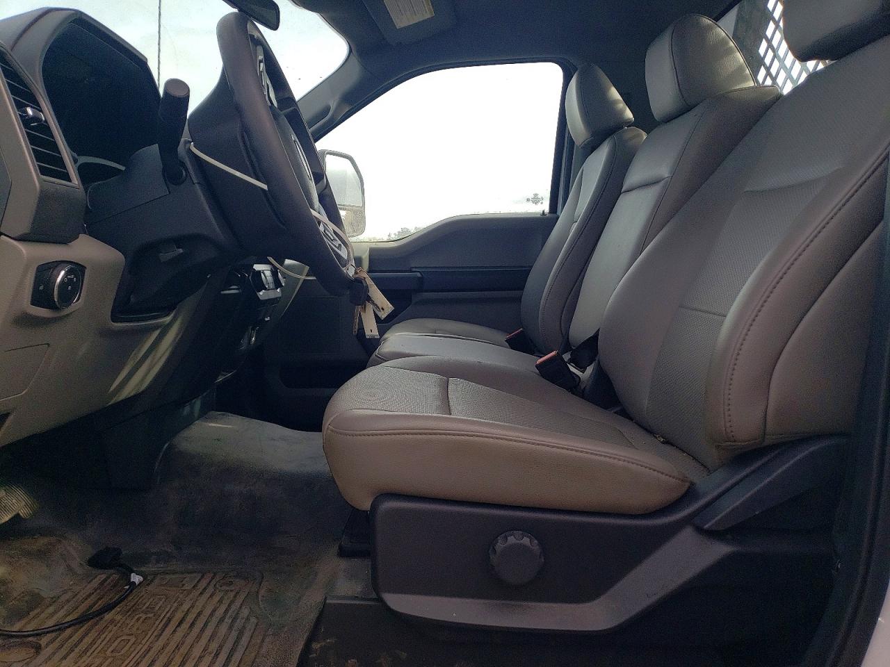Ford F-550 Super Duty