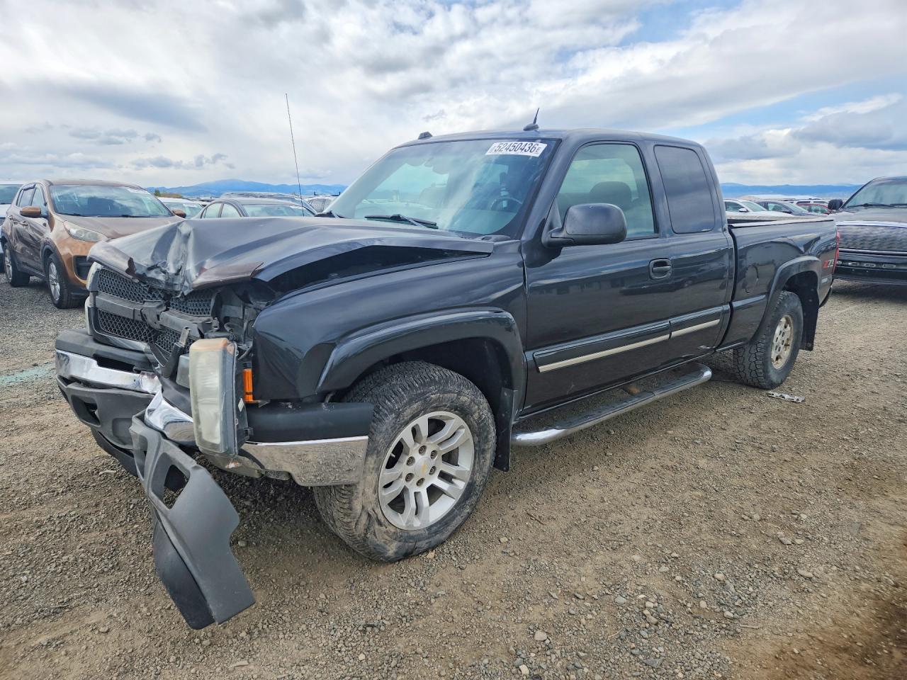 Salvage Chevrolet Silverado Image