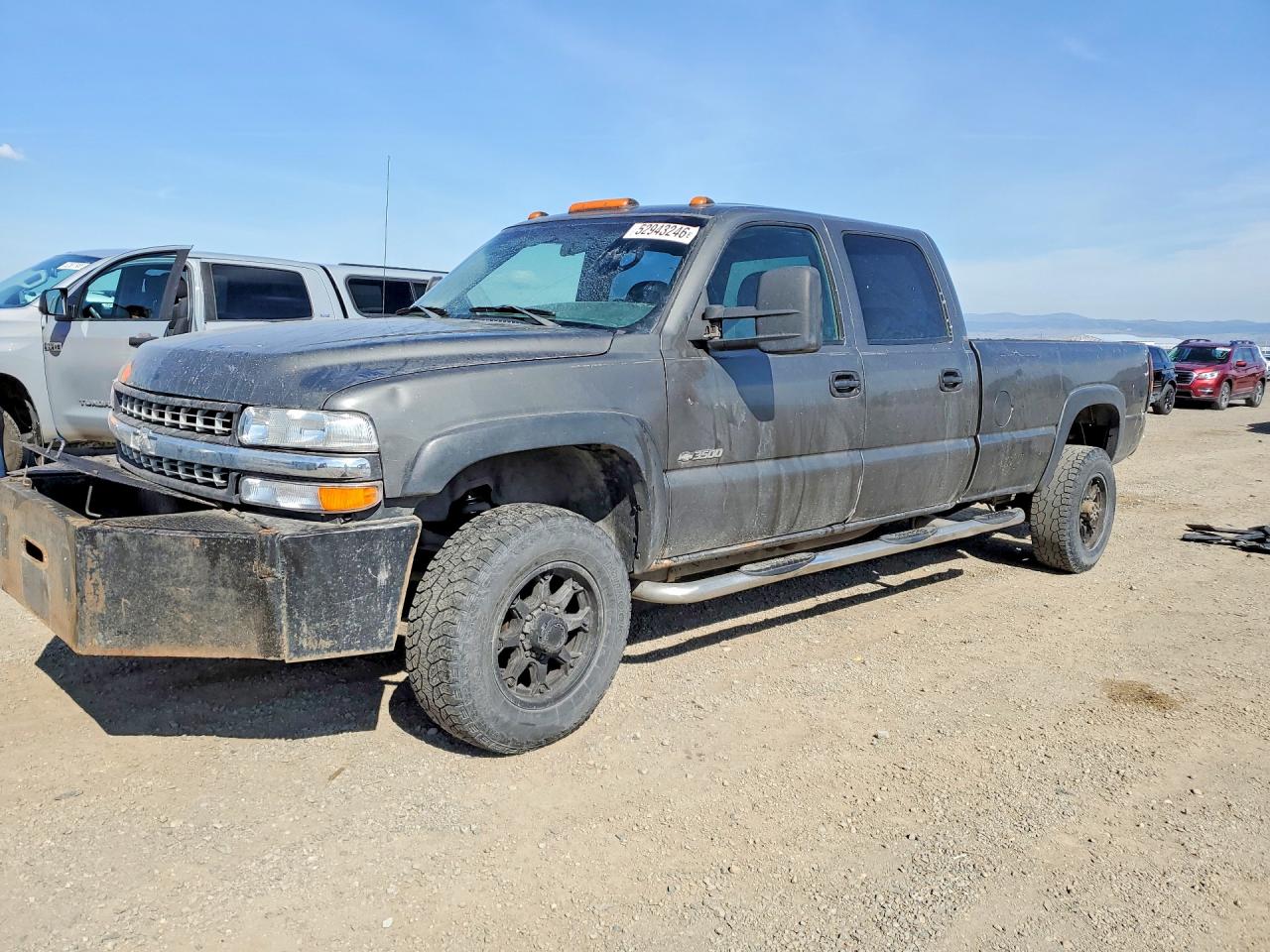 Salvage Chevrolet Silverado Image