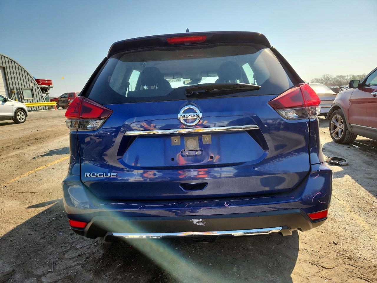 Nissan Rogue S