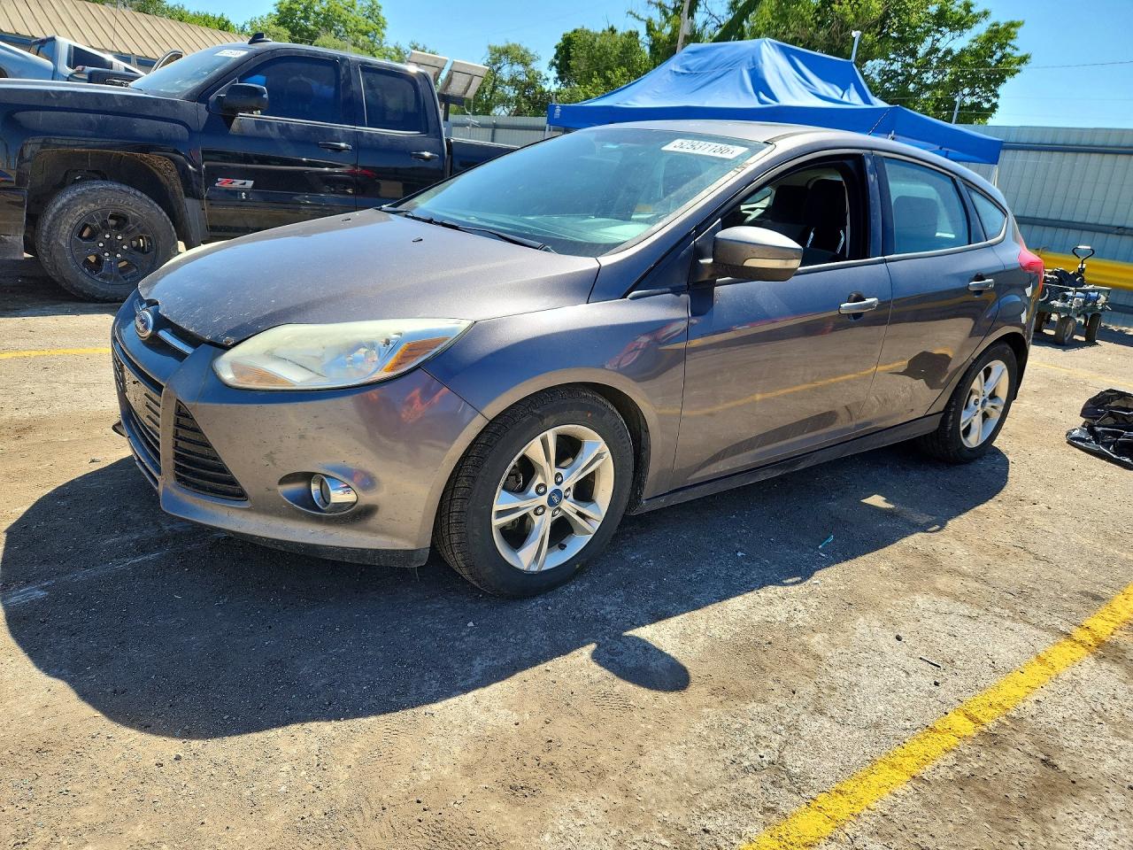 Salvage Ford Focus Image