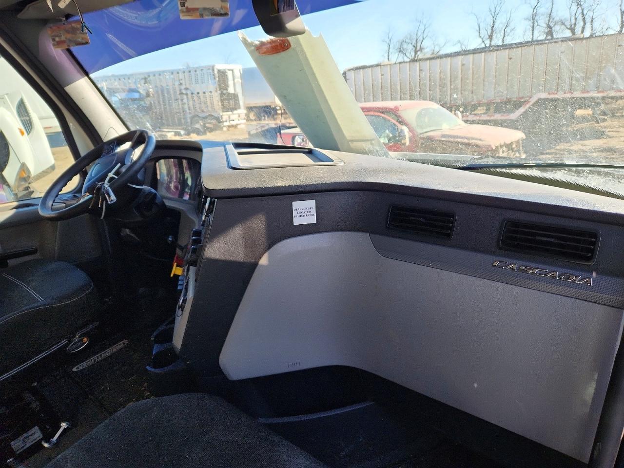 Freightliner Cascadia 126