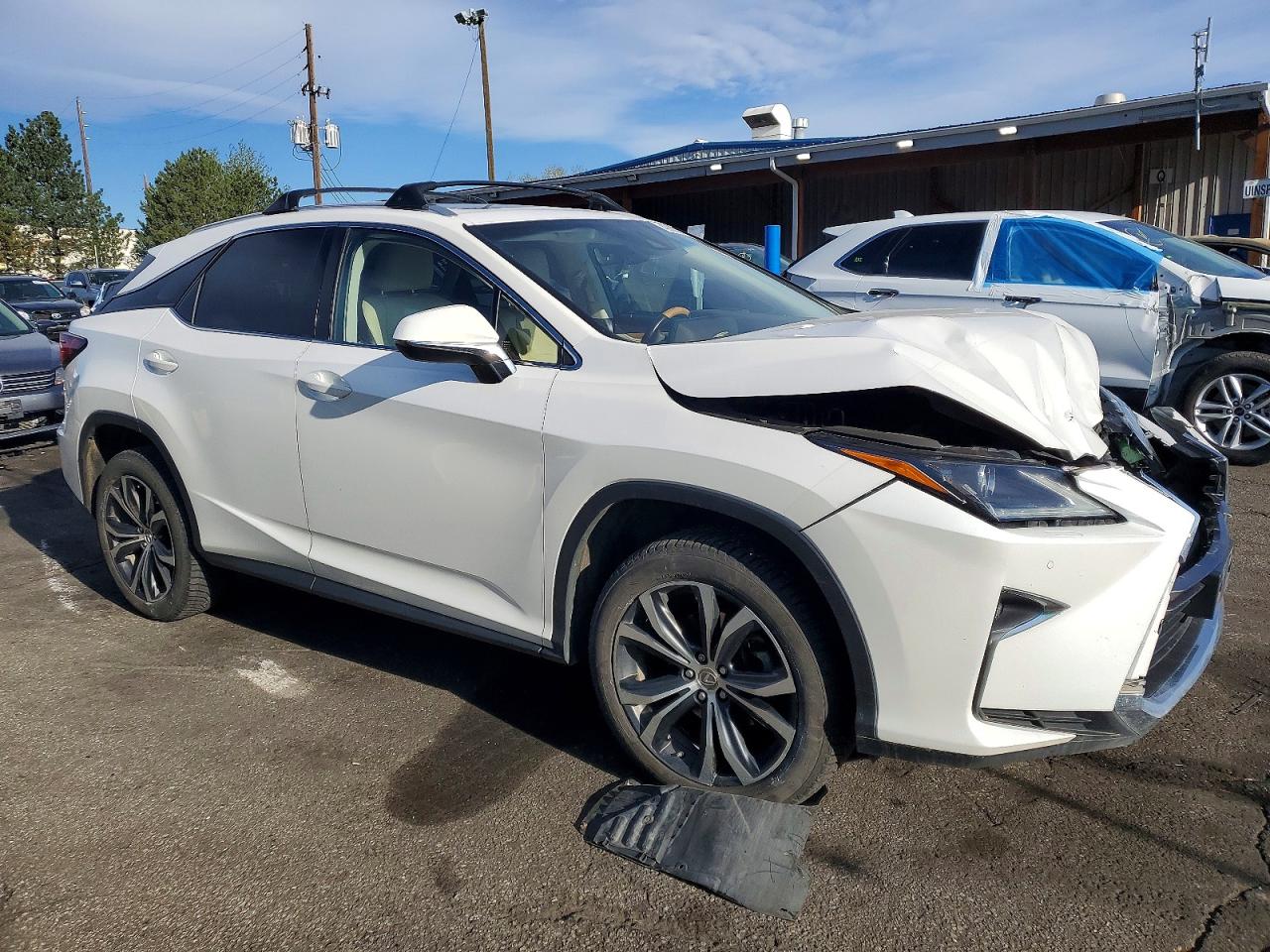 Lexus RX Base