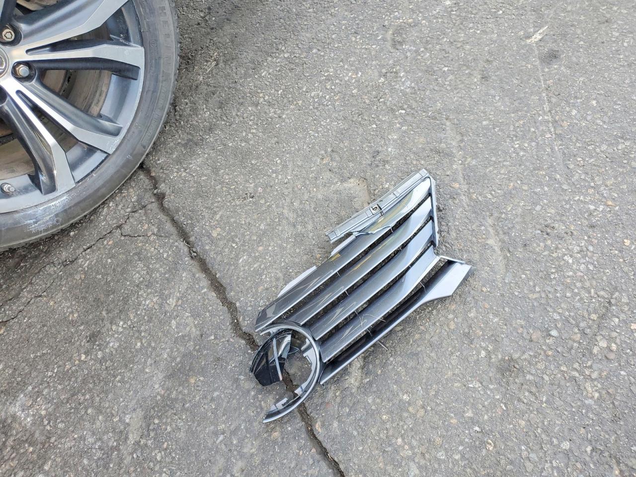 Lexus RX Base