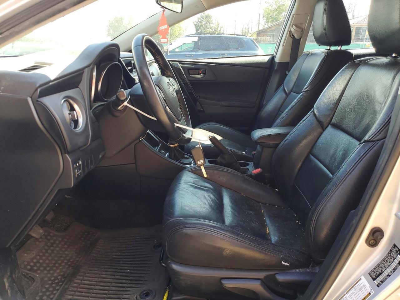 Scion iM Base